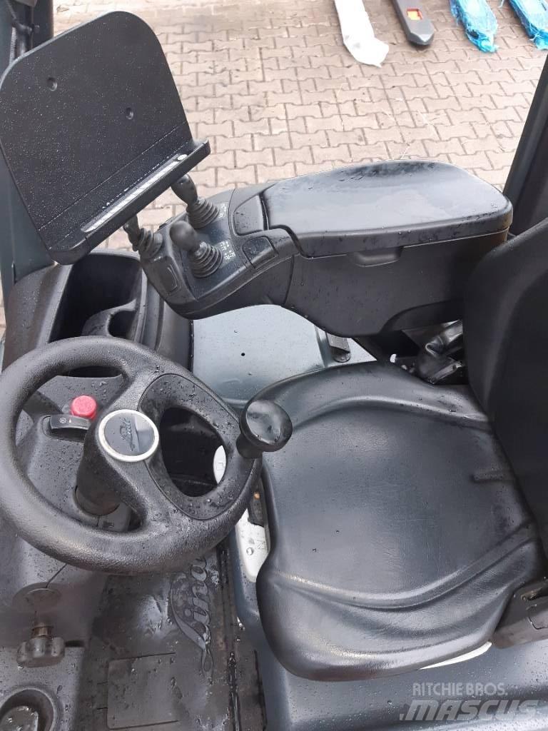 Linde E 12 Elektromos targoncák