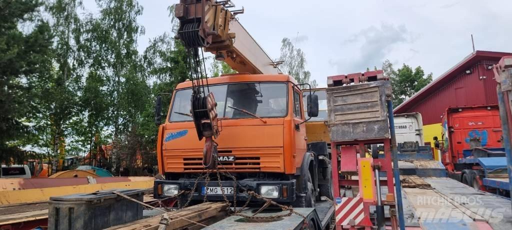 Kamaz 53215 Terepdaruk