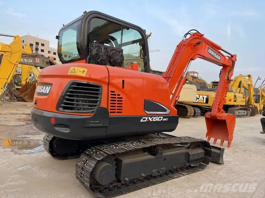 Doosan DX60-9C Mini kotrók < 7t