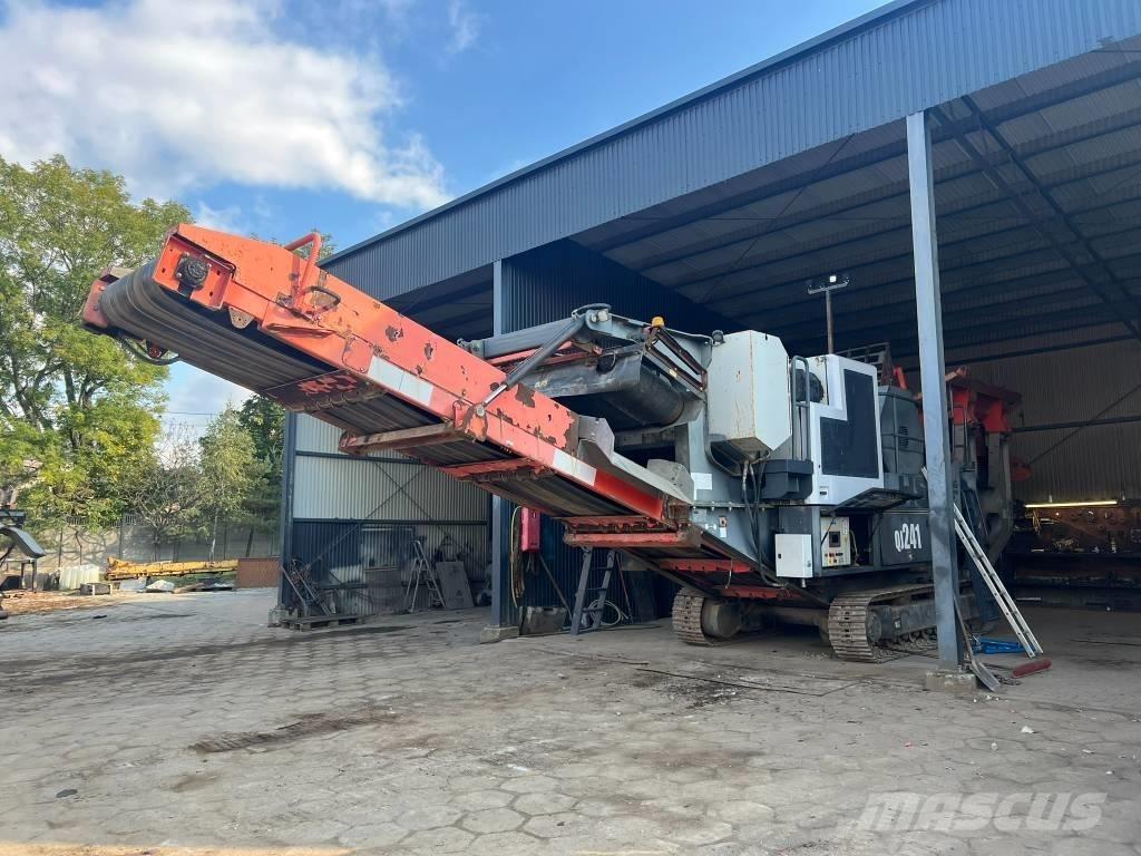Sandvik QJ 241 Mobil törőgépek