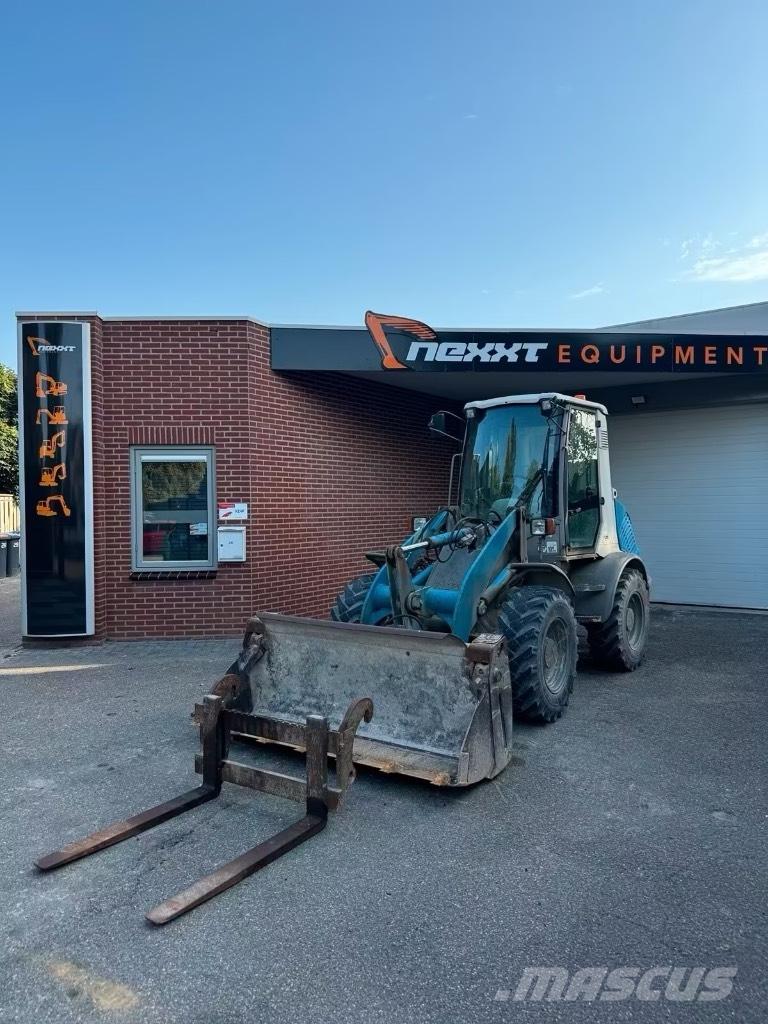 Atlas AR 65 Gumikerekes homlokrakodók