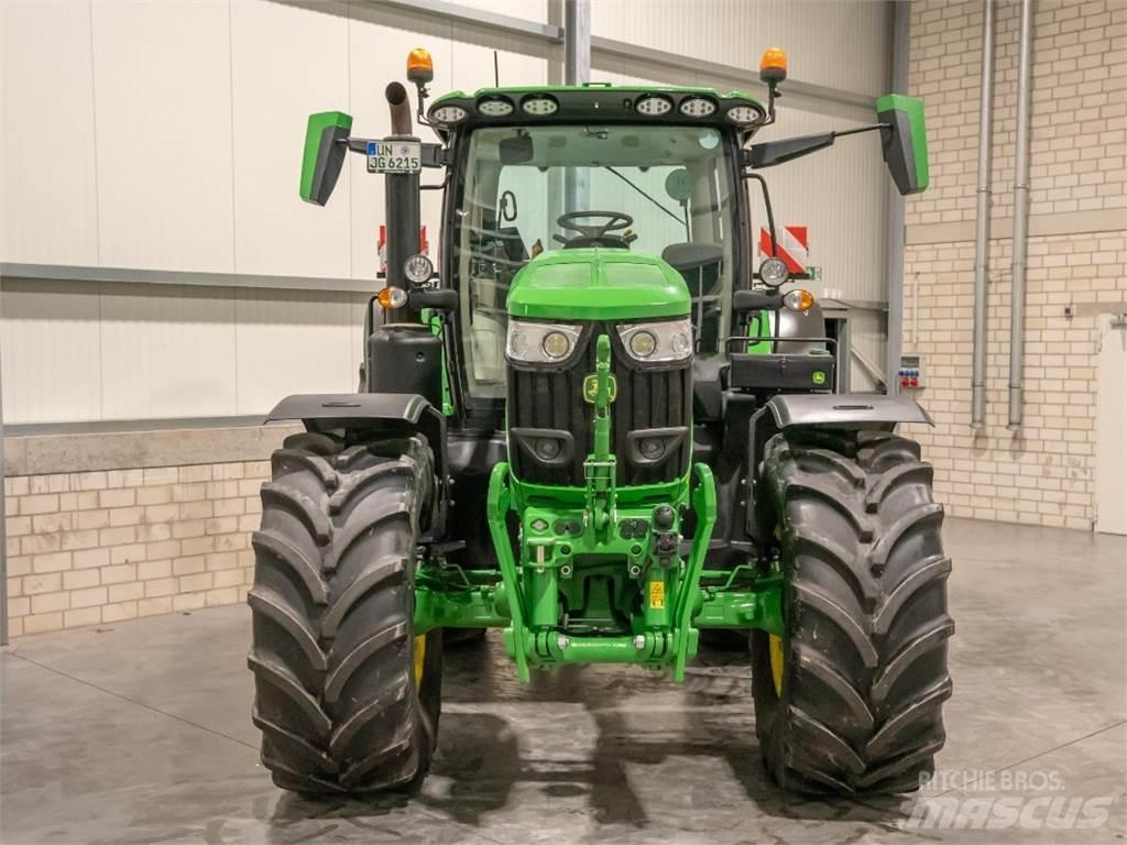 John Deere 6R215 Traktorok