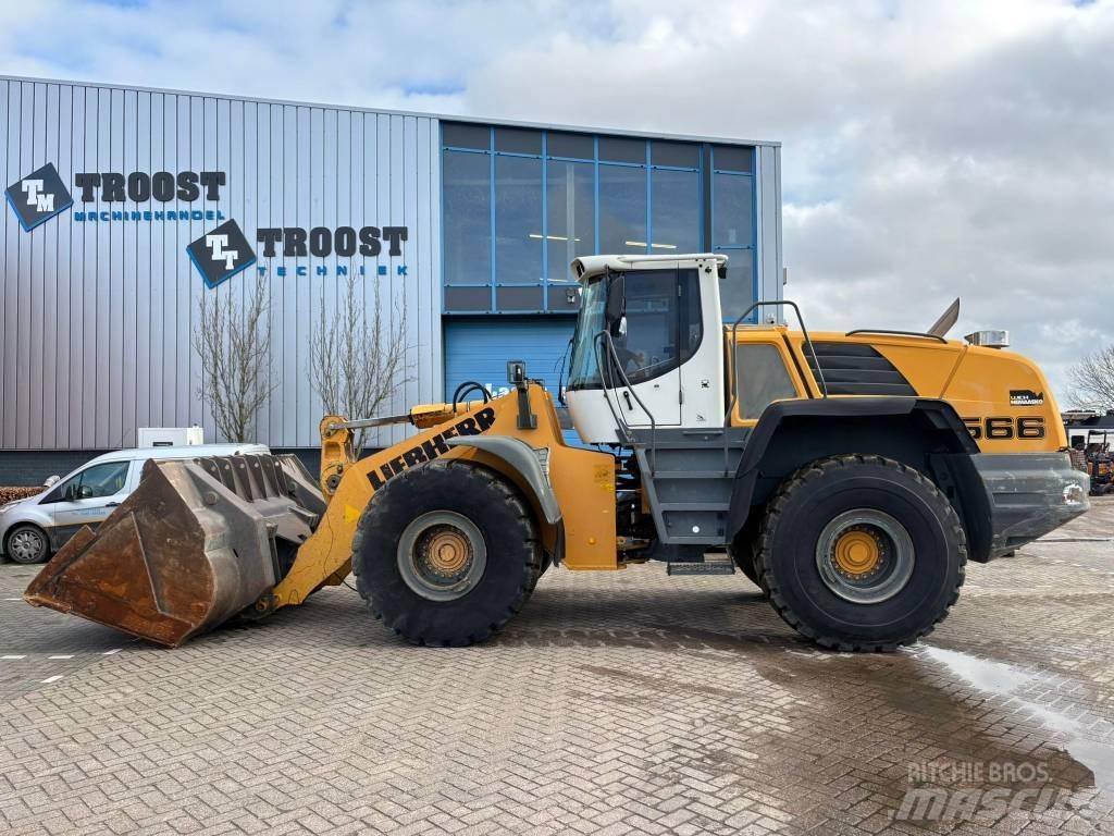 Liebherr L 566 Gumikerekes homlokrakodók