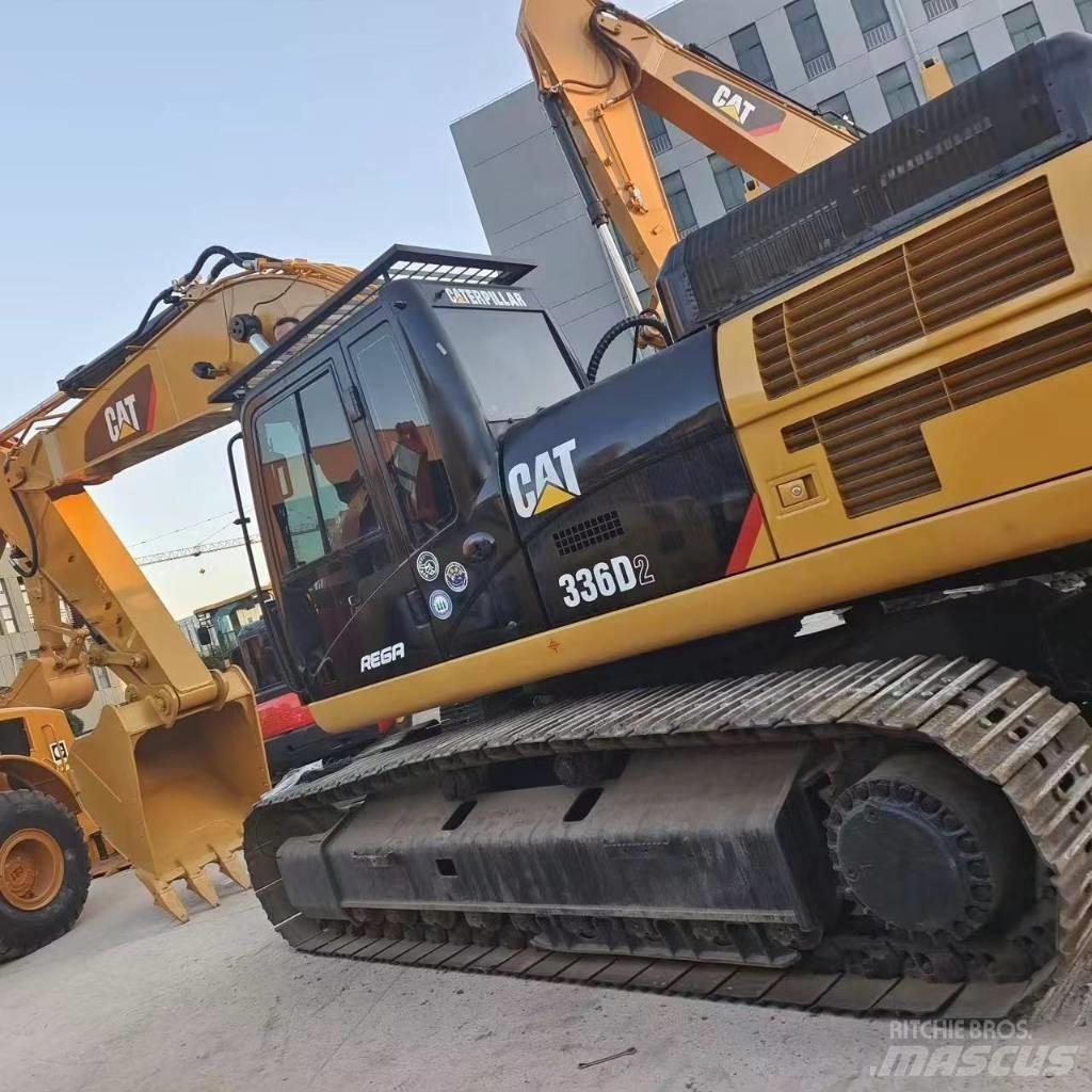 CAT 336D2 Lánctalpas kotrók