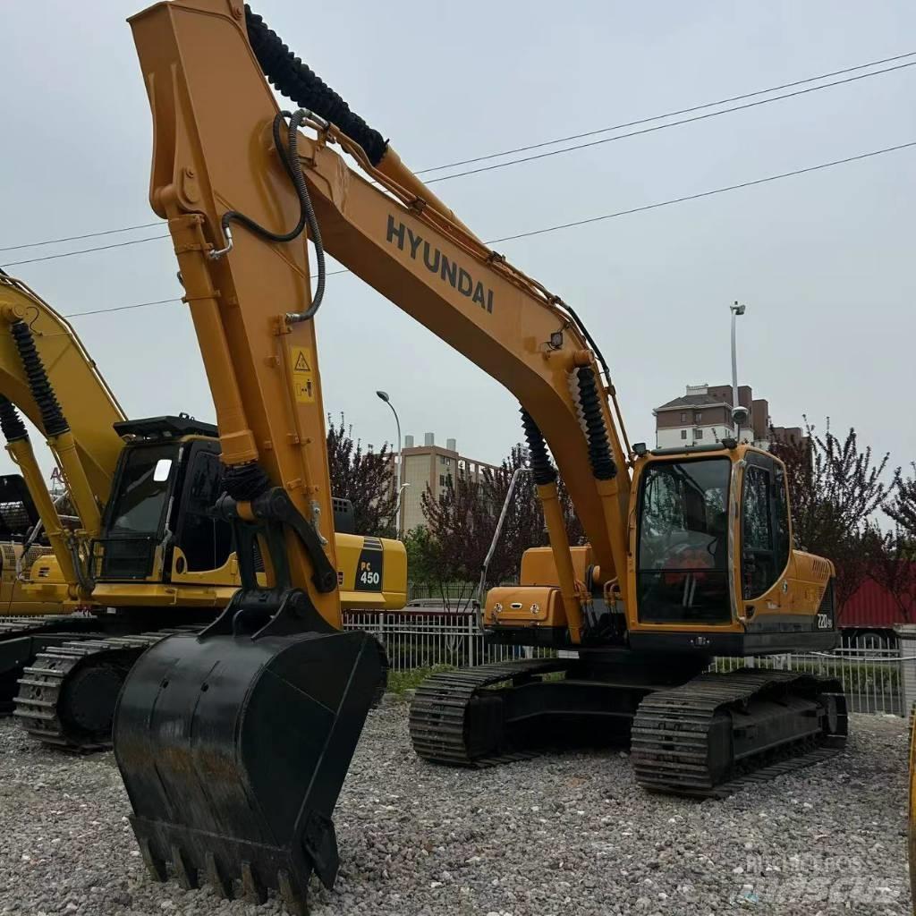 Hyundai 220-9s Lánctalpas kotrók