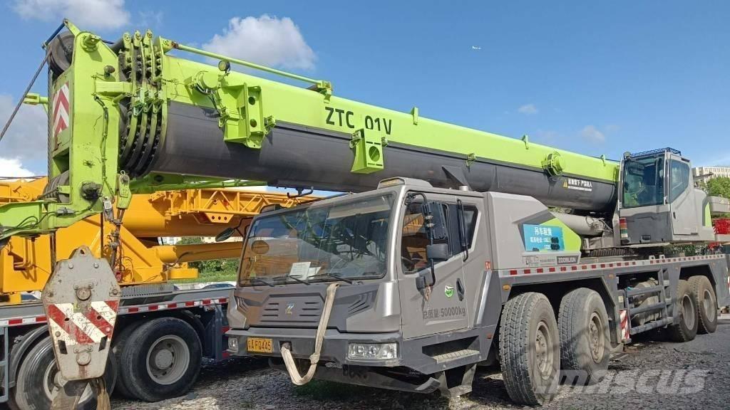 Zoomlion ZTC800 Terepdaruk