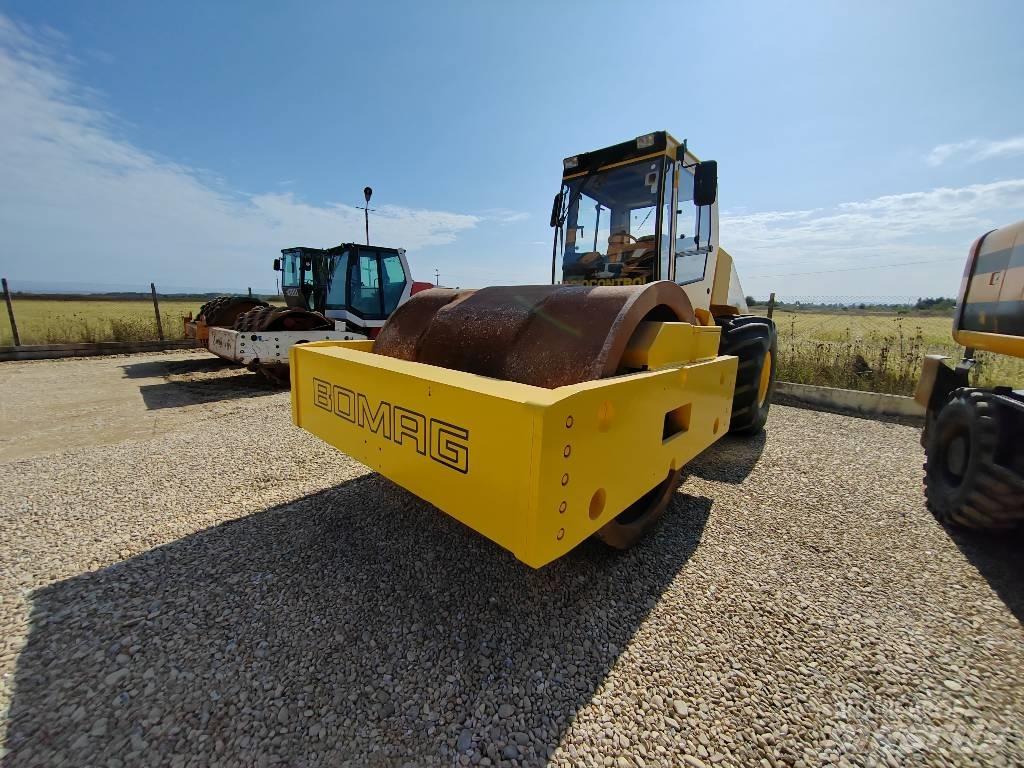 Bomag BW 225 D-3 Ikerdobos hengerek