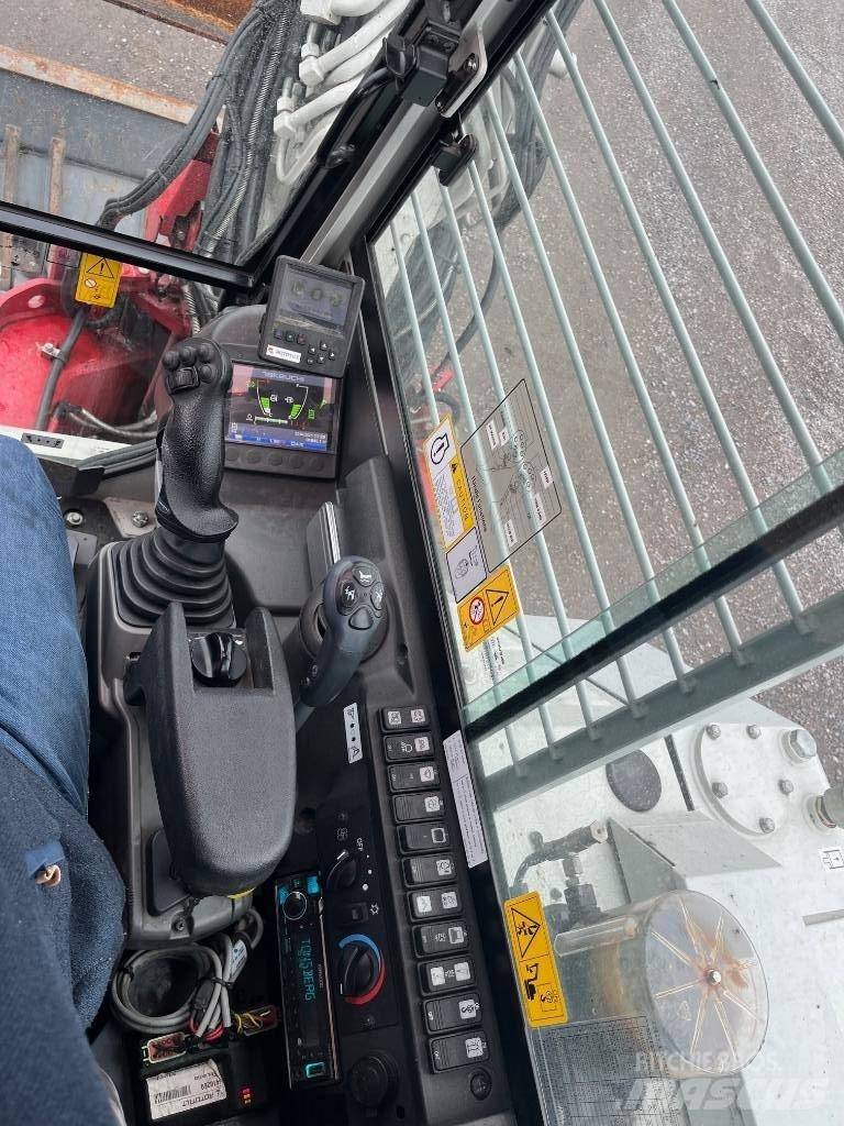 Takeuchi TB 280 FR Közepes (midi) kotrók 7 t - 12 t