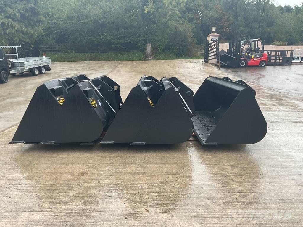 Manitou 1 CM Bucket Teleszkópos rakodók