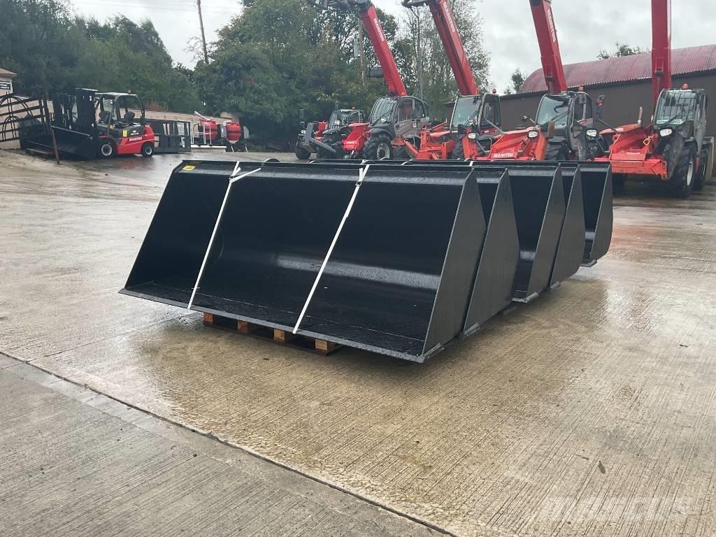 Manitou 1 CM Bucket Teleszkópos rakodók