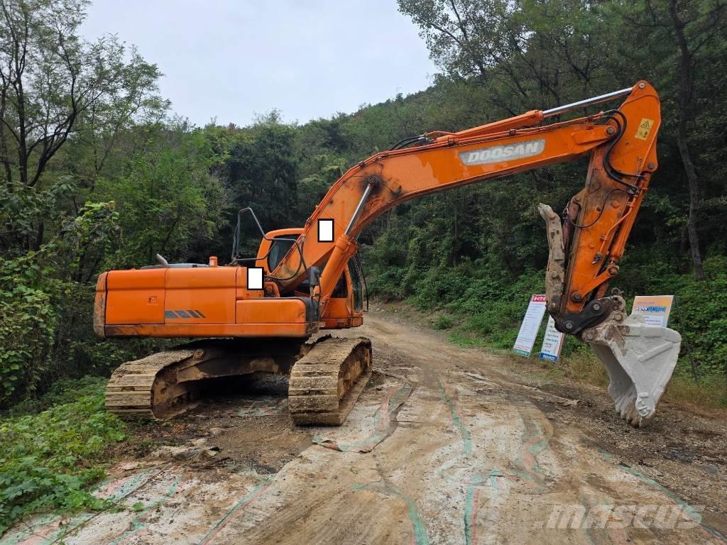 Doosan DX 220 LCA Lánctalpas kotrók