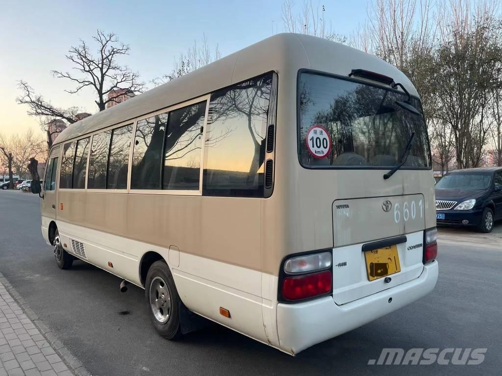 Toyota Coaster Bus Mini buszok