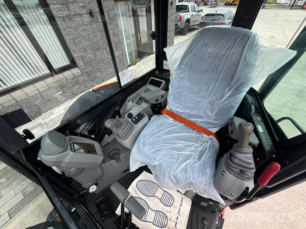 Hitachi ZX 33 U-6CLR Mini kotrók < 7t