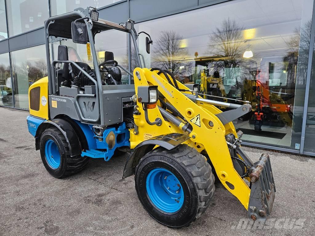 Weidemann 1880 Gumikerekes homlokrakodók