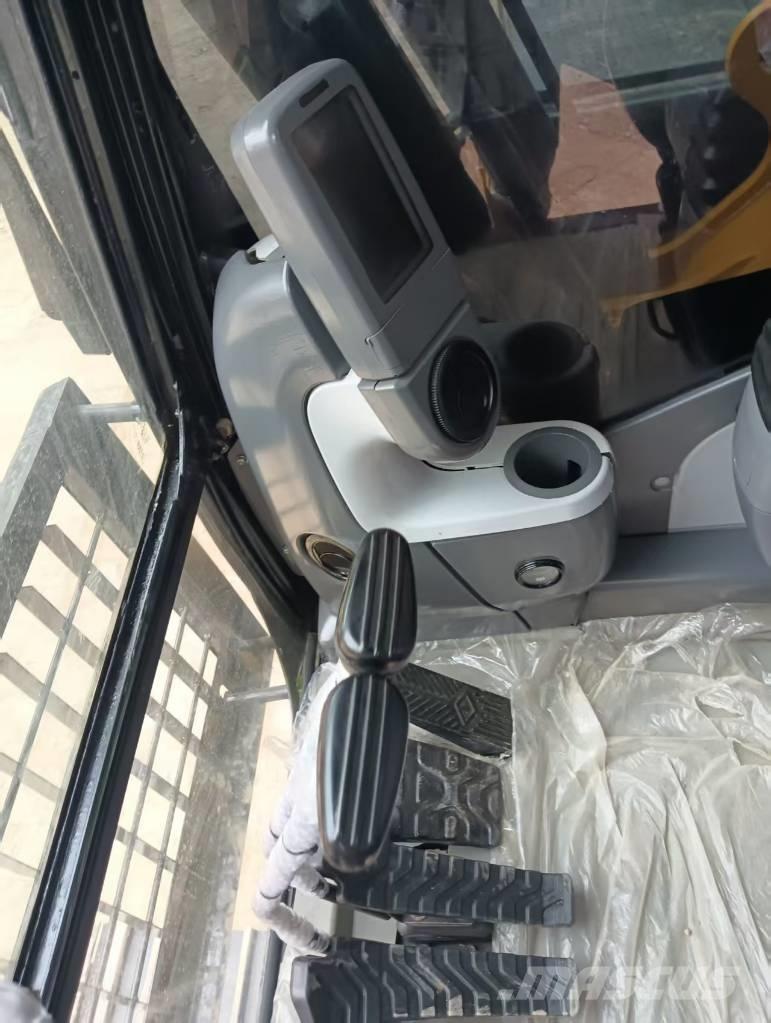 CAT 320 D2L Lánctalpas kotrók