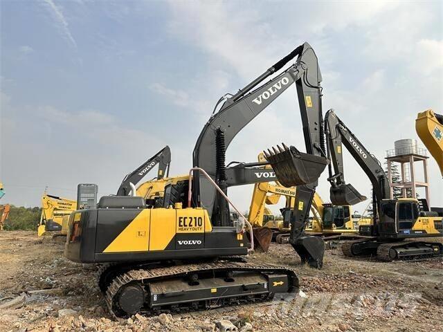 Volvo EC210B Lánctalpas kotrók
