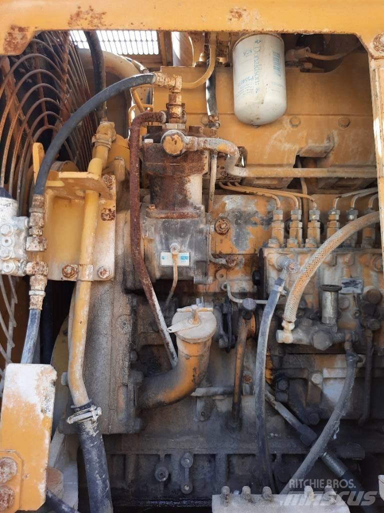 Komatsu WA500 Gumikerekes homlokrakodók