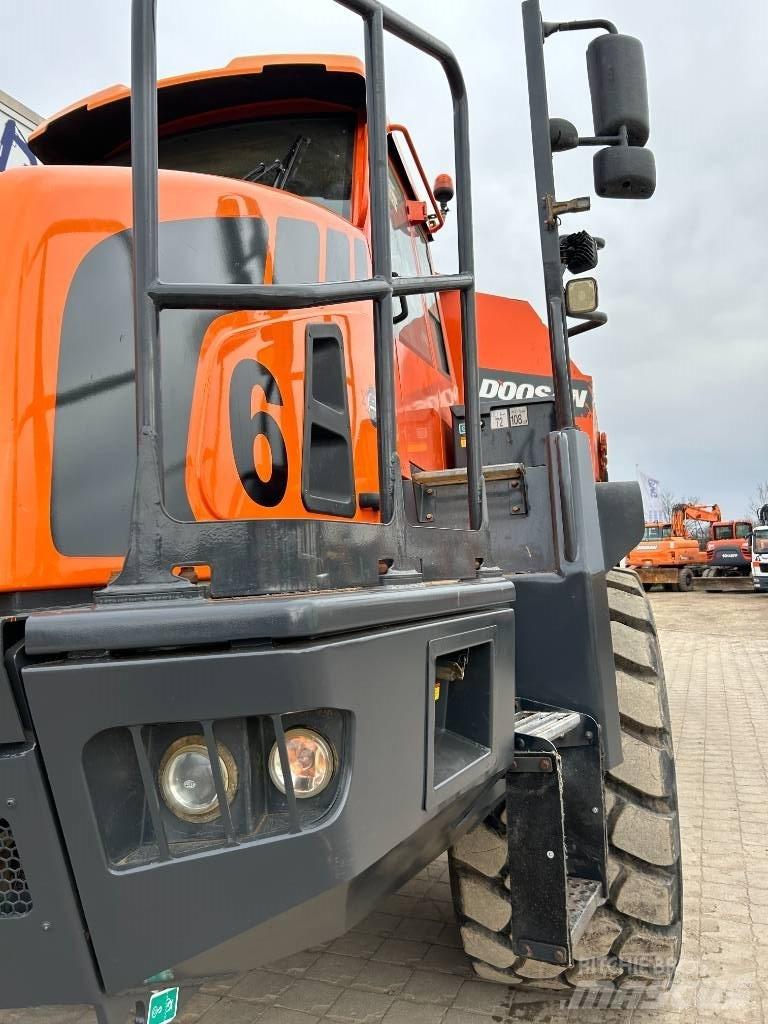 Doosan DA30 Csuklósdömperek