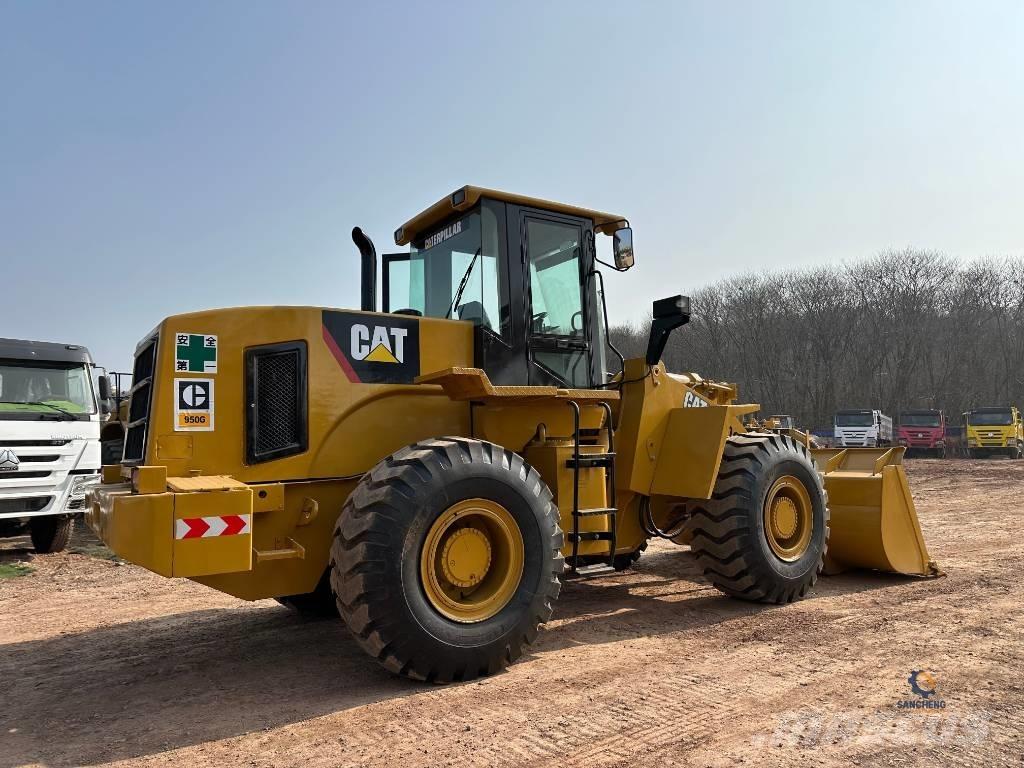 CAT 950 G Gumikerekes homlokrakodók