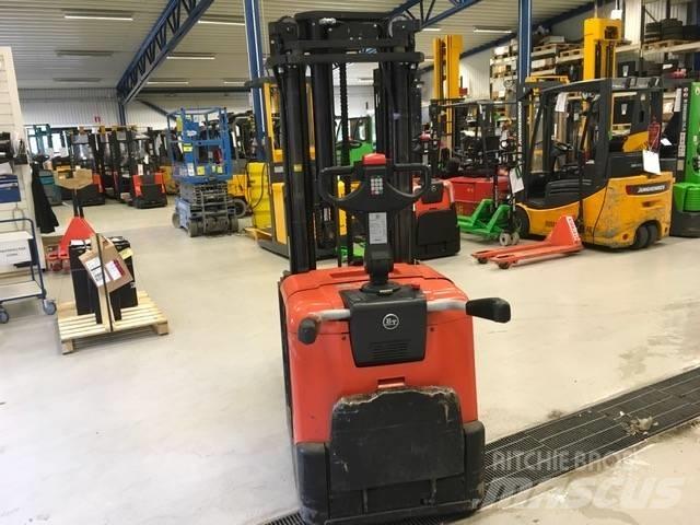 BT SPE 160 L Gyalogkíséretű targonca