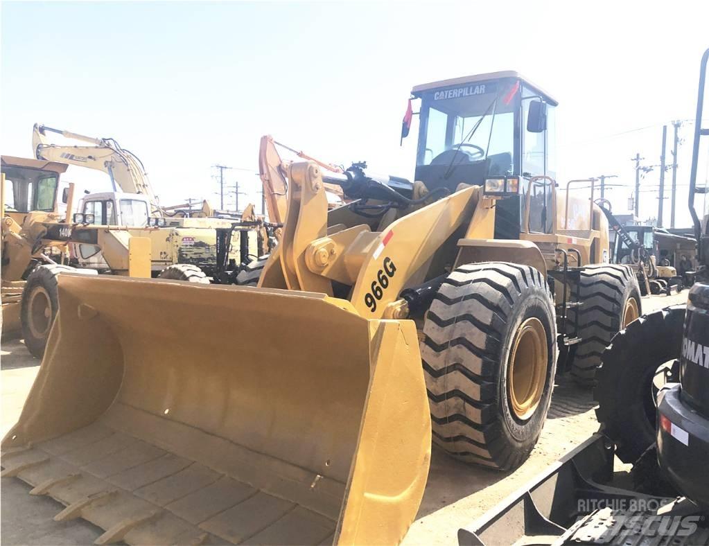 CAT 966 G Gumikerekes homlokrakodók