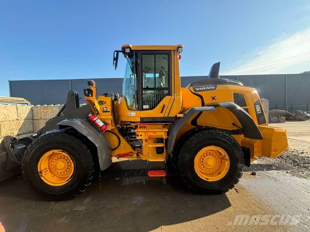 Volvo L 90 H Gumikerekes homlokrakodók