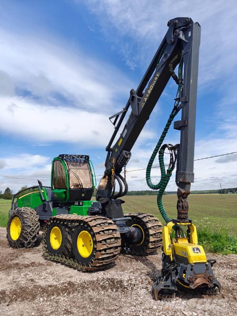 John Deere 1170 G Betakarítók