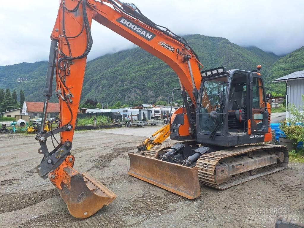Doosan DX 140 LCR-7 Lánctalpas kotrók