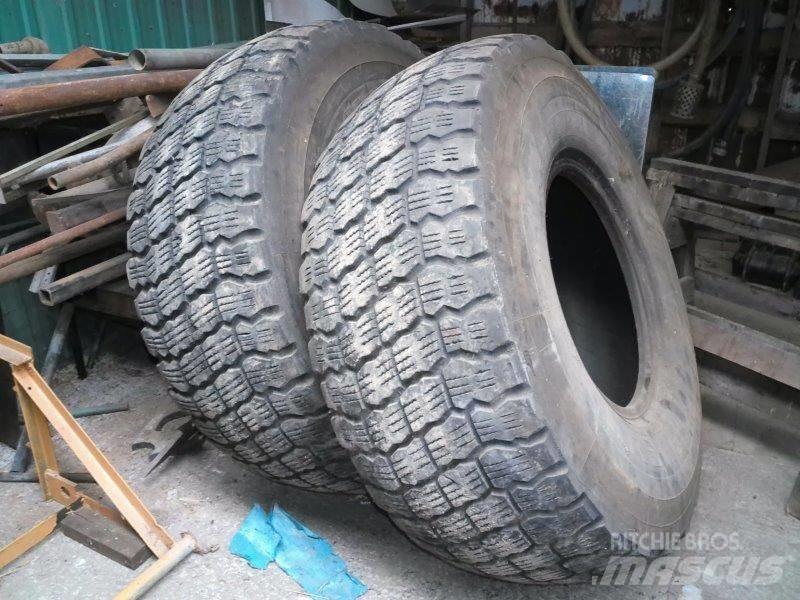 Volvo LM 846 Gumikerekes homlokrakodók