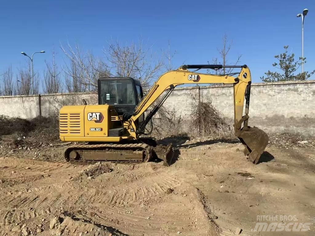 CAT Cat305.5e2 Mini kotrók < 7t