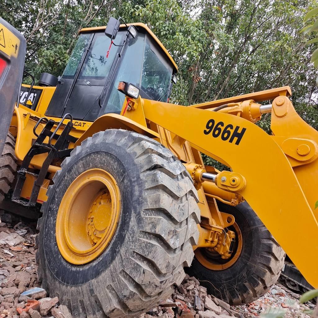 CAT 966 H St VZO Gumikerekes homlokrakodók