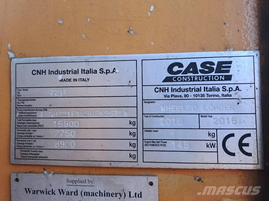 CASE 721 F XR Gumikerekes homlokrakodók