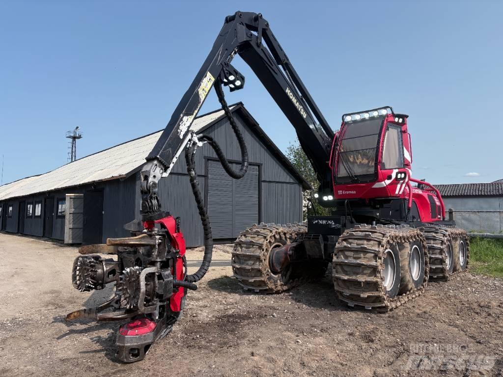Komatsu 931XC Betakarítók