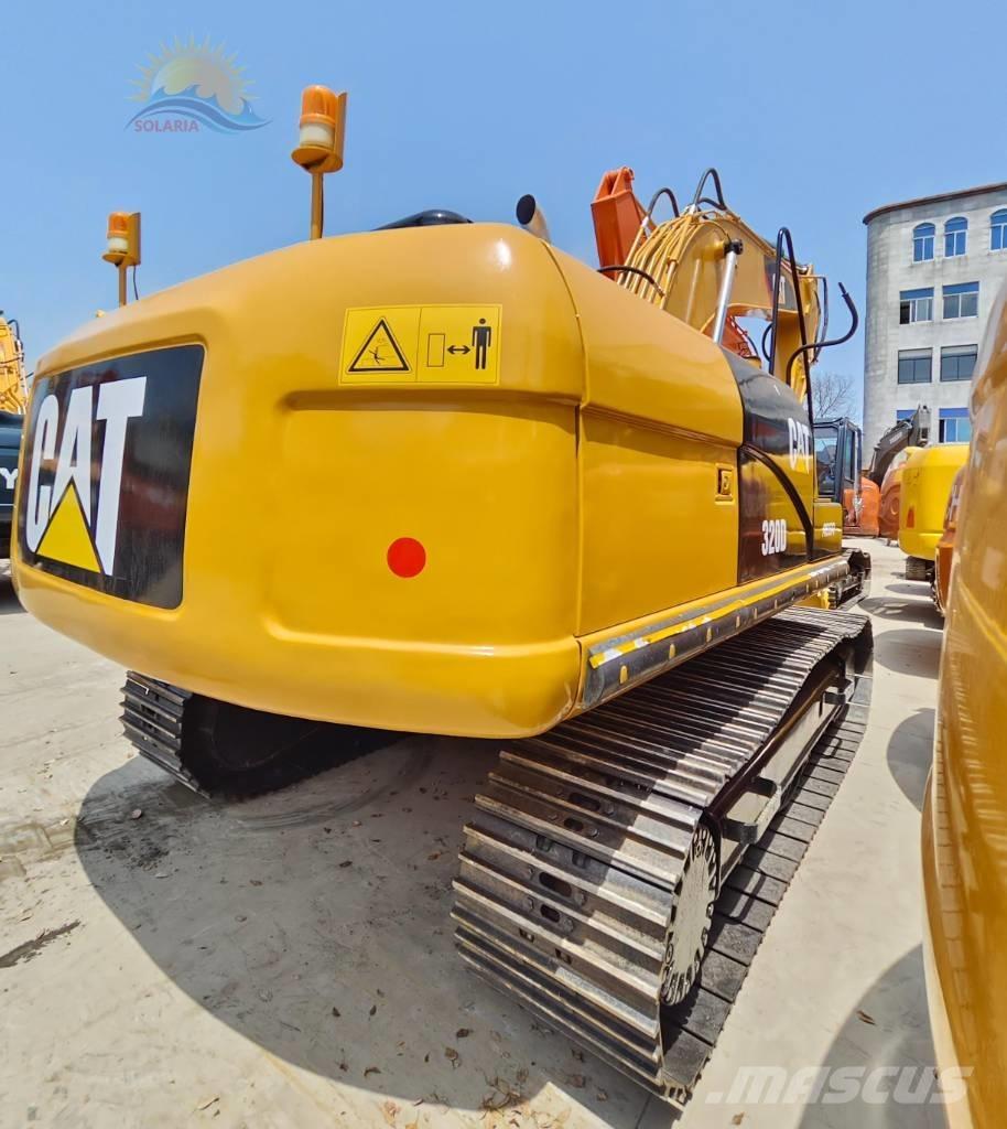 CAT 320 D Lánctalpas kotrók