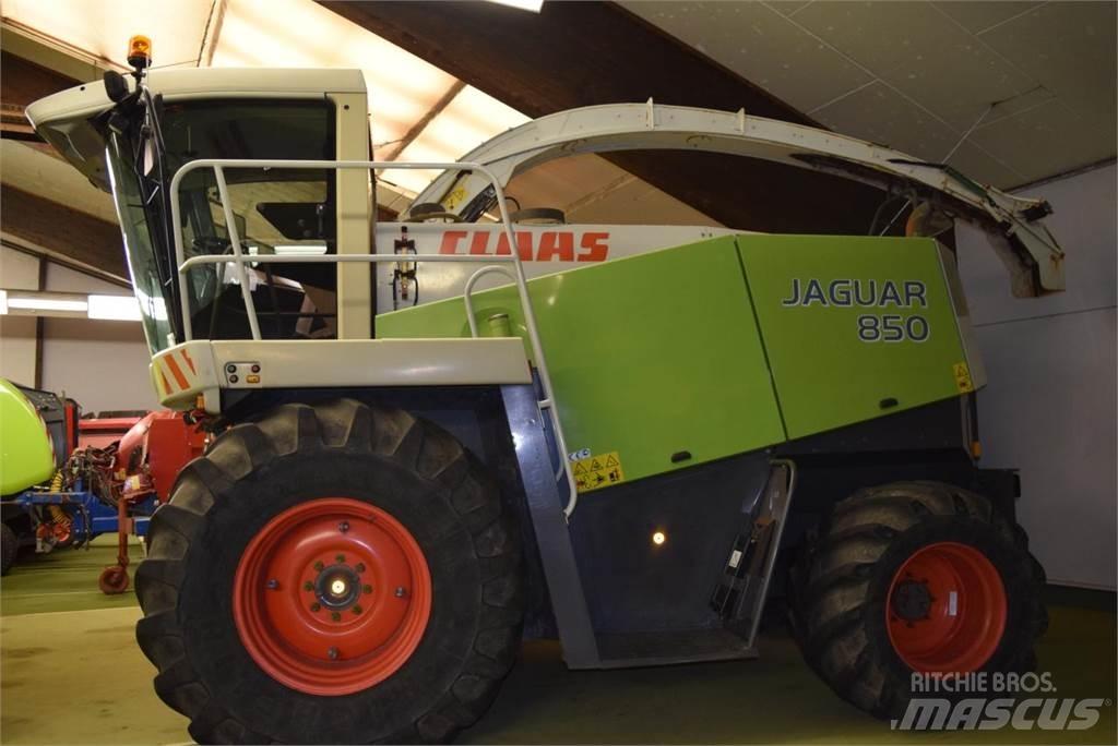 CLAAS Jaguar 850 Önjáró szecskázók