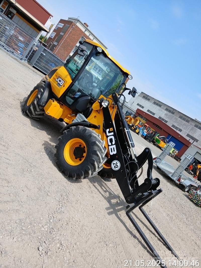 JCB 406 Gumikerekes homlokrakodók