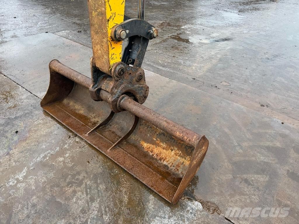 Bobcat E 50 EM Mini kotrók < 7t