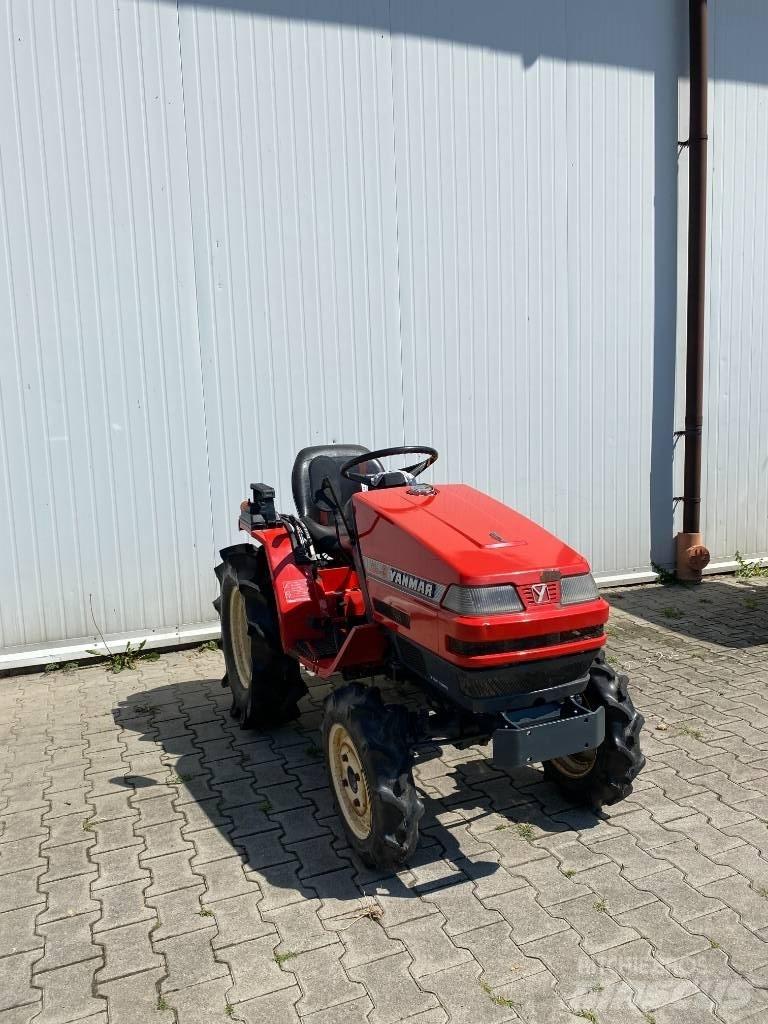 Yanmar KE-3 Kompakt traktorok