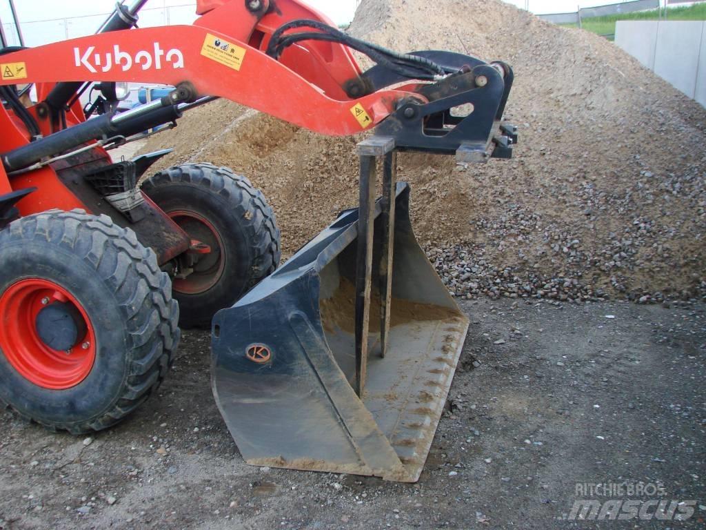Kubota R 082 Gumikerekes homlokrakodók