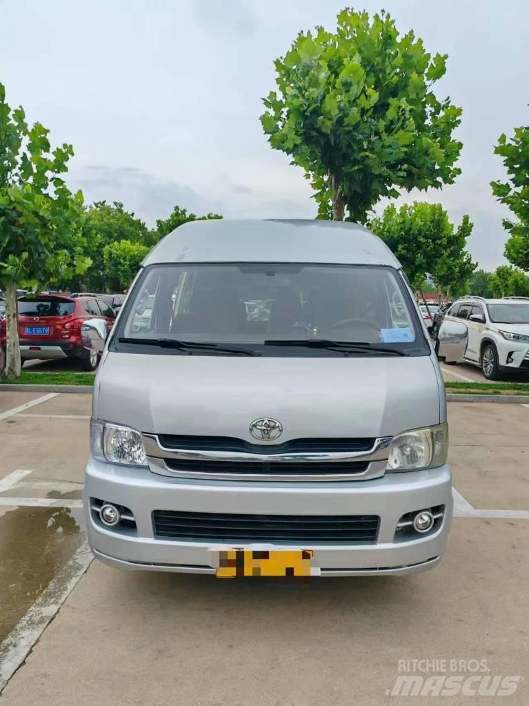 Toyota Coaster Távolsági buszok