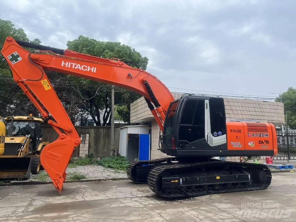 Hitachi ZX 200 Lánctalpas kotrók