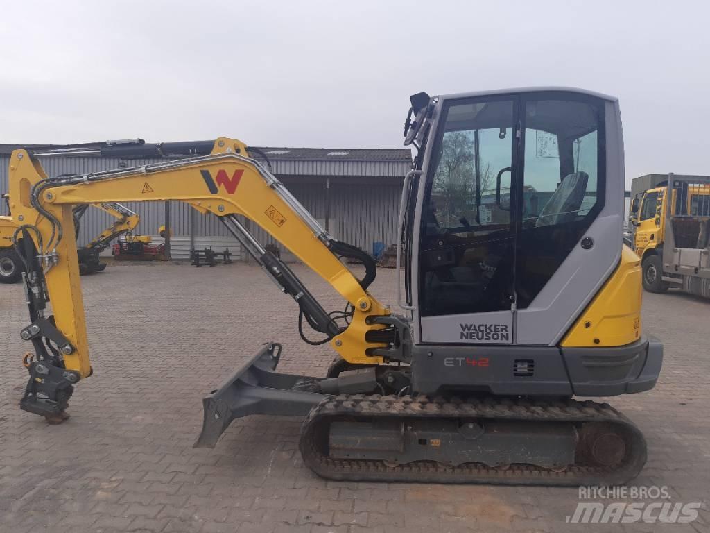 Wacker Neuson ET42 Lánctalpas kotrók