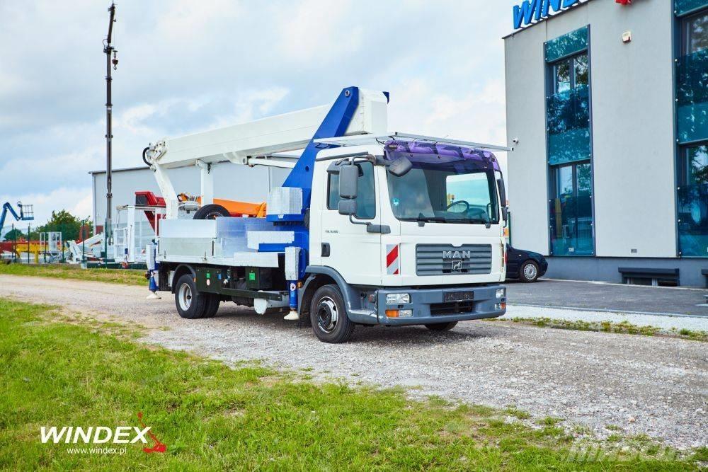 Wumag WT 300 Teherautóra szerelt emelők és állványok