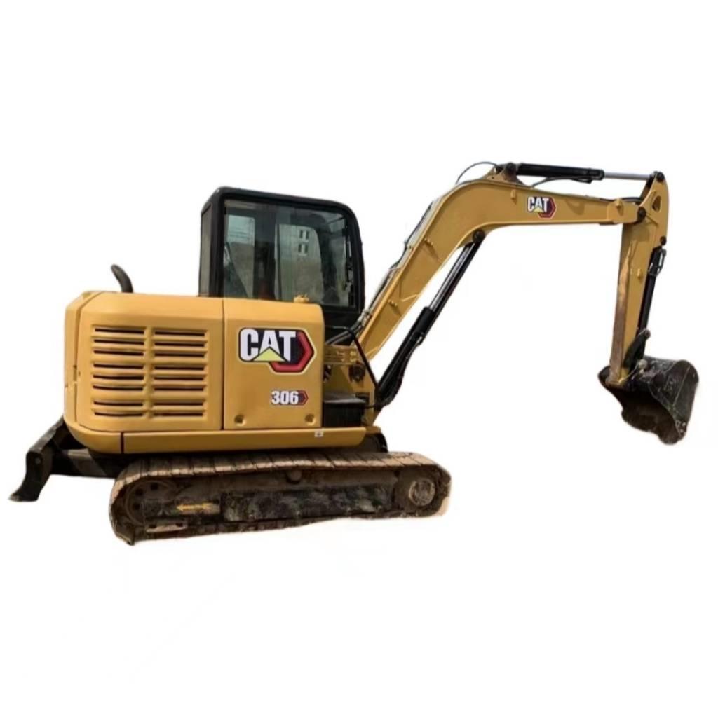 CAT 306 Mini kotrók < 7t