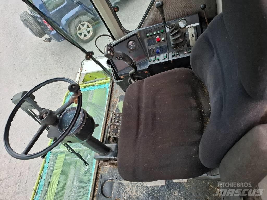 CLAAS Jaguar 695 SL Önjáró szecskázók
