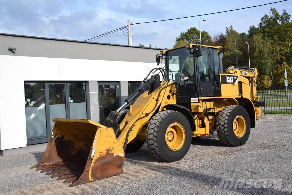 CAT 924 H Gumikerekes homlokrakodók