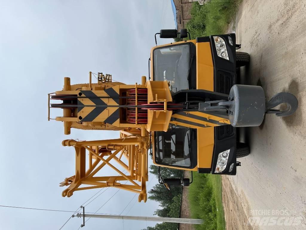 XCMG QY130K-1 Terepdaruk