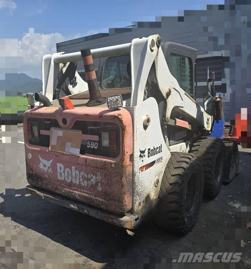 Bobcat S 590 Kompaktrakodók
