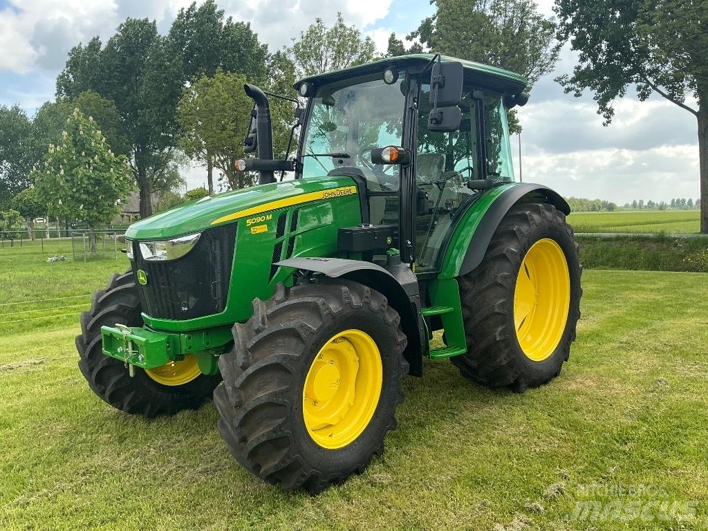 John Deere 5090 M Traktorok