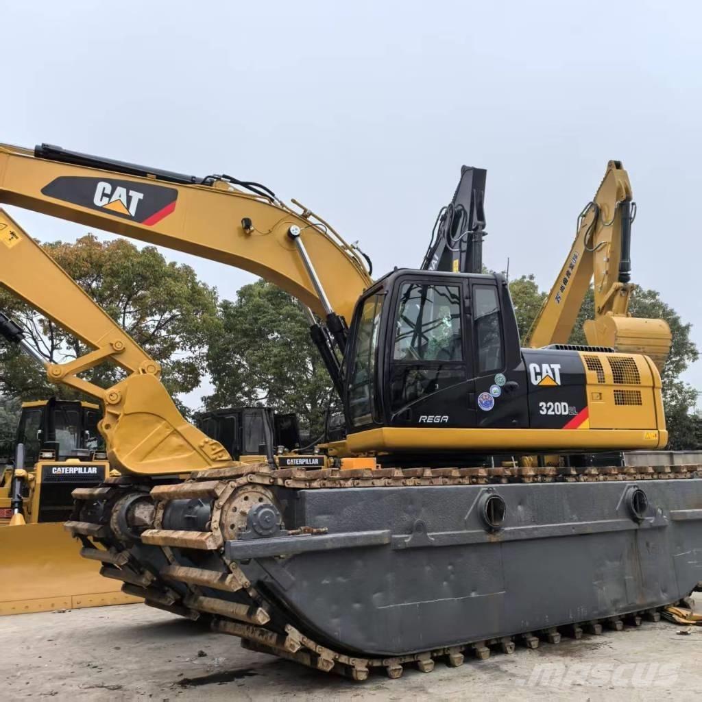 CAT 320 D Kétéltű markolók